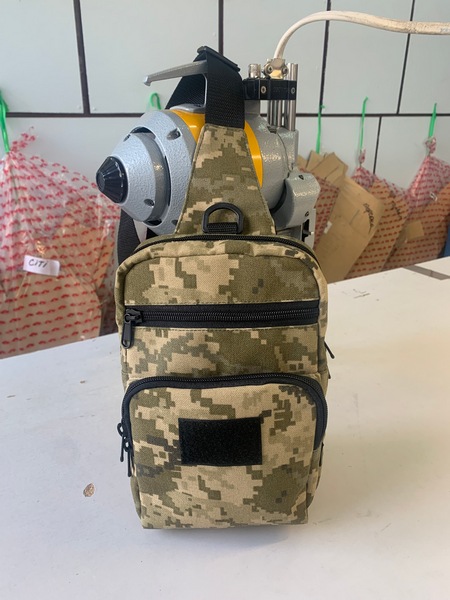 Сумка на плече модель: Sling Cordura колір: піксель Сумка на плече модель: Sling Cordura колір: піксель