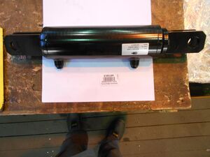 011499 KM Гідравлічний циліндр (Bednar, Czech Republic) 